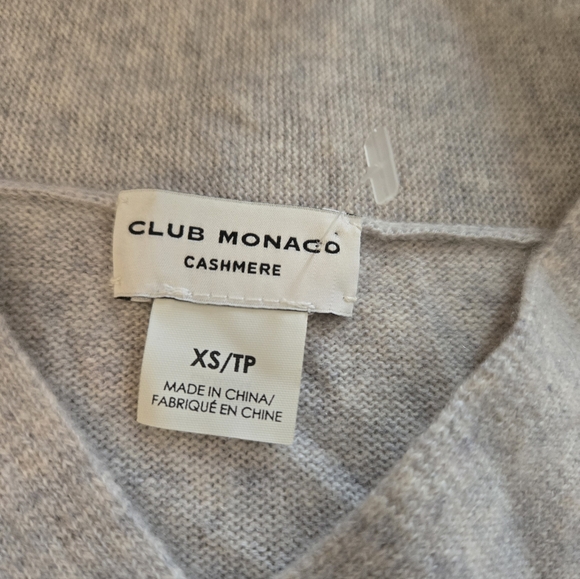 Cashmere Club Monaco Light Grey V Neck Sweater - Picture 2 of 6